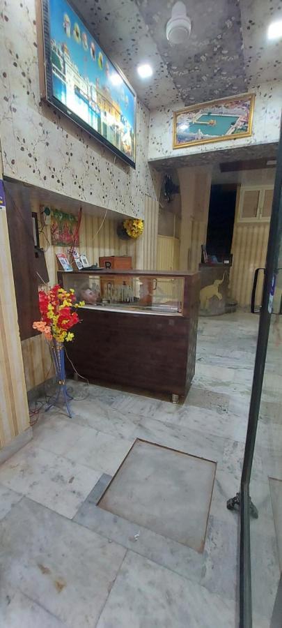 Mj Chawla Homestay Double Bed Attached Bathroom Room 阿姆利则 外观 照片